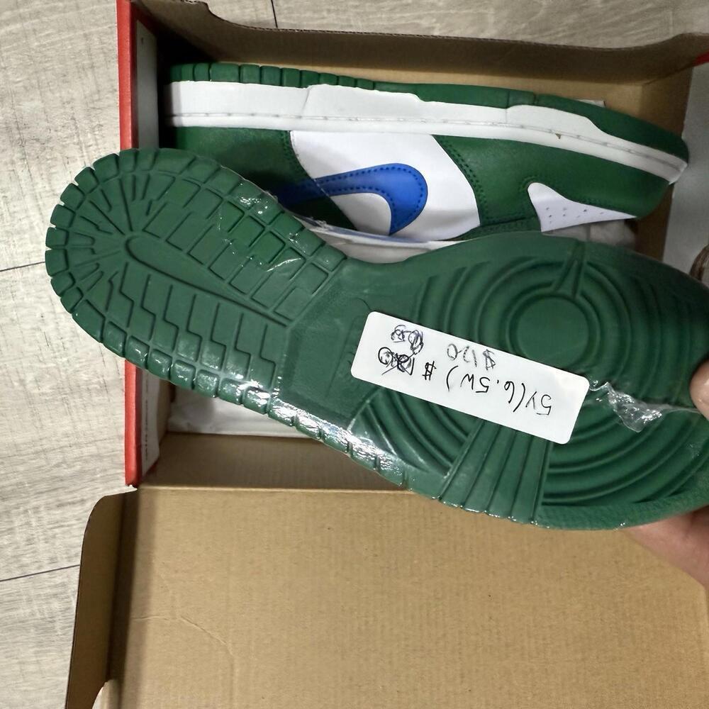 Nike Dunk Low GS Malachite Green FZ4357 300 Size 5 Y / 6.5 Women - Picture 7 of 8